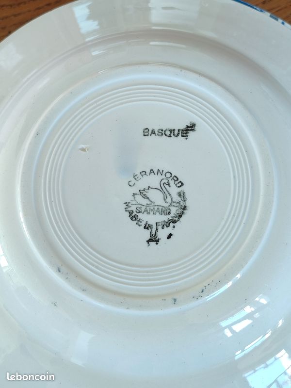 Lot assiettes à soupe St Amand basque (image 2)