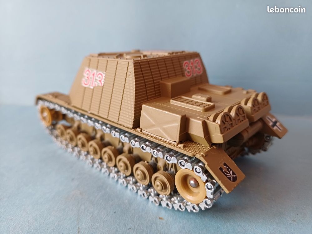véhicules militaires 1/50 solido char AMPHIBIE URSS PT 76 vert
