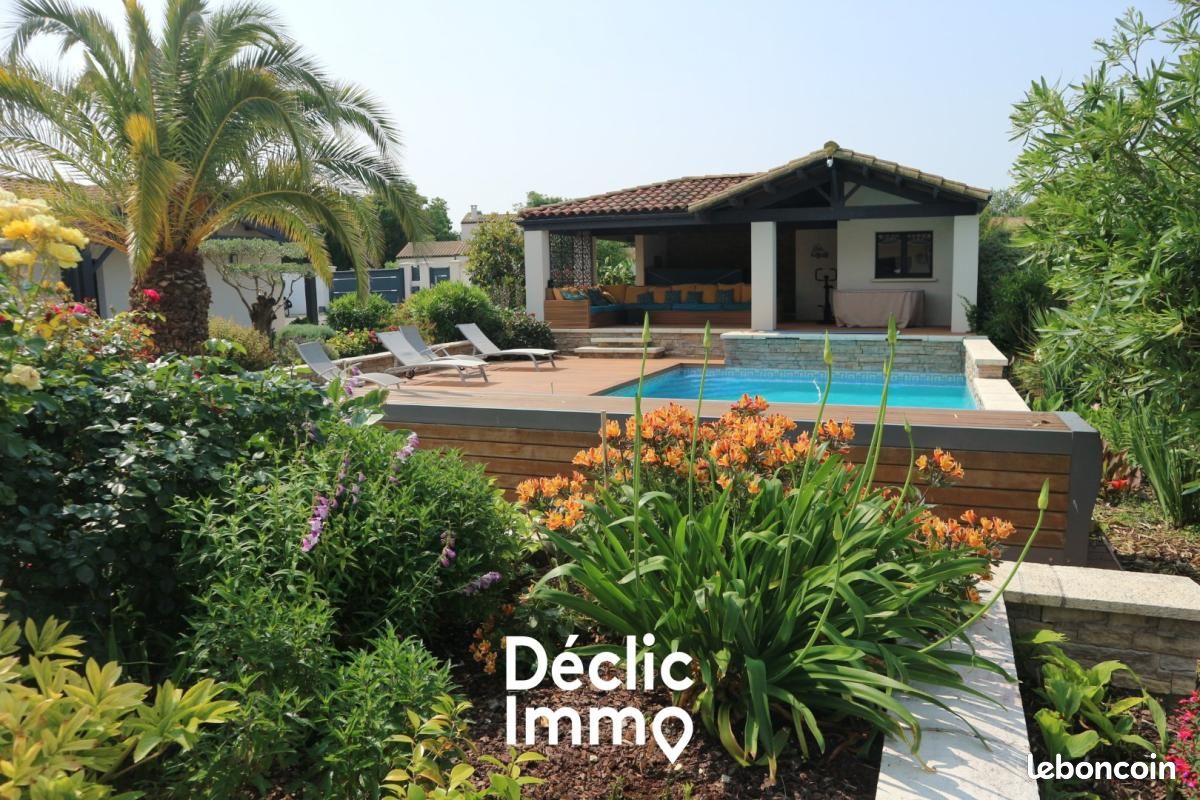 Maison 9 pièces 240 m² · à La Jarrie · 240 m² · 1 196 000 €