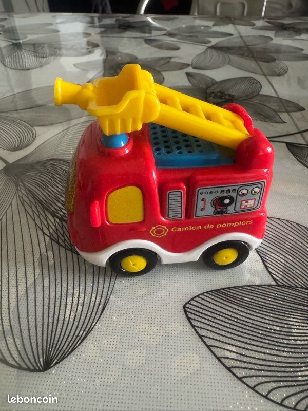 CAMION POMPIERS AVEC SON ET LUMIERE - Toys & Kids Maroc