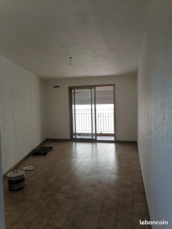 Appartement 2 pièces 43 m² · à Sanary-sur-Mer · 42,7 m² · 250 000 €