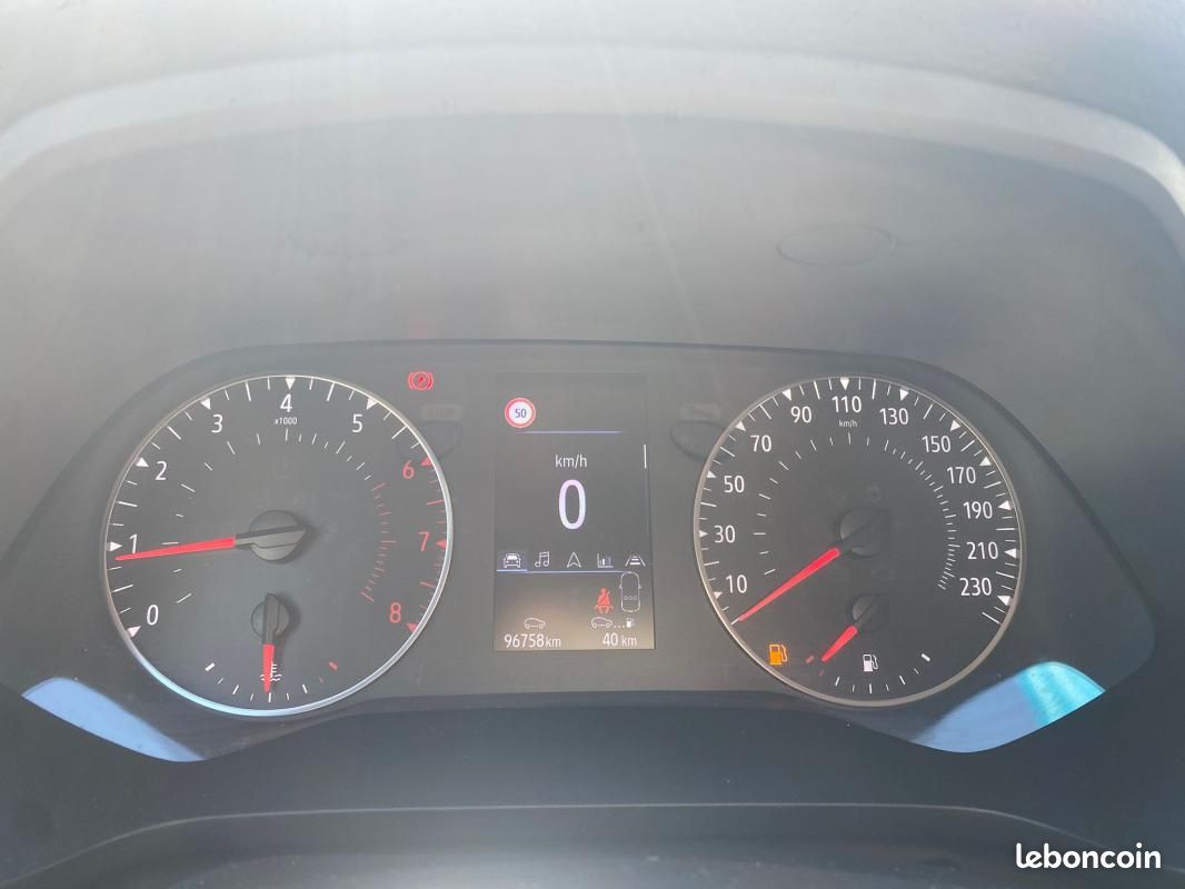 Renault Captur BUSINESS 1.3TCE 140CV 1ER MAIN - CARPLAY/CAMERA/CLES MAINS LIBRES/GPS (image 6)