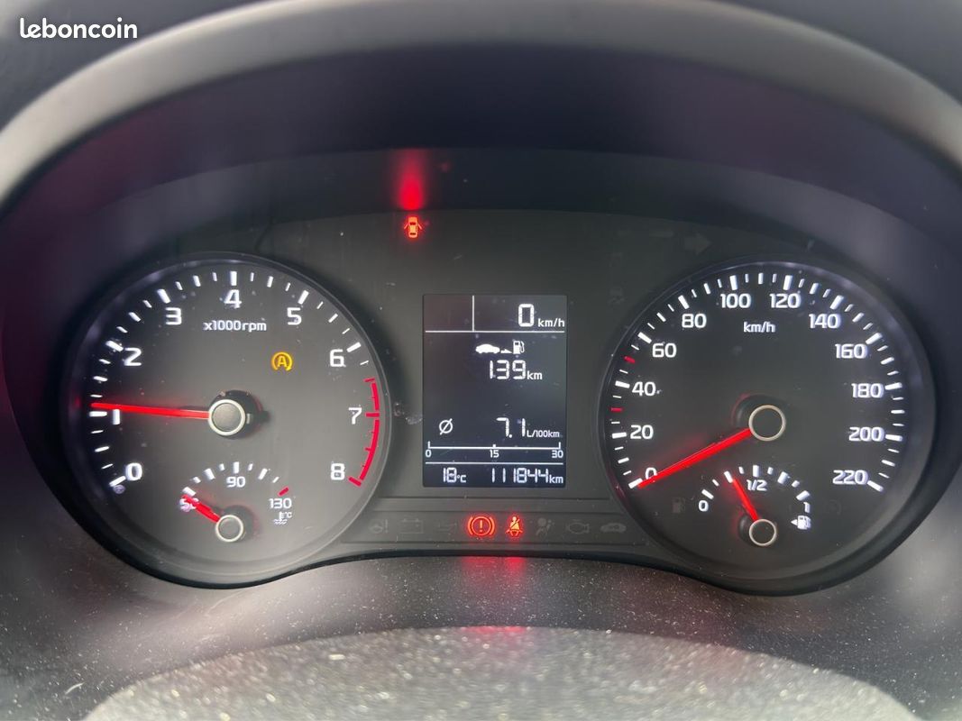 KIA STONIC 1.0 T-GDI - 120 - Stop&Go Design (image 11)