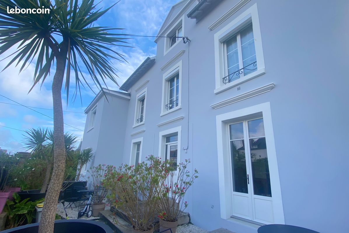 Maison 8 pièces 185 m² · à Saint-Malo · 185 m² · 2 900 €/mois