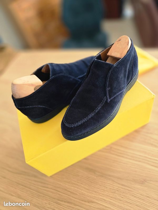 Boots italiennes en daim Doucals Chaussures