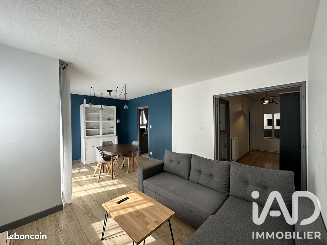 Appartement 3 pièces 64 m² · à Pessac · 64 m² · 950 €