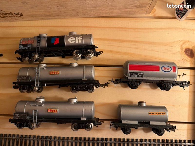 Lot 14 Wagons citerne Jouef/Lima HO 1/87, - Jeux & Jouets