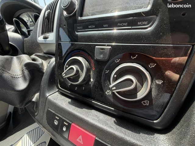 Fiat Ducato Maxi Fourgon Grand-Volume 40 FIAT DUCATO MAXI 180 CV L4 l5 GALLERIE GPS RADARS TEL ATERLIER ETC...(14 084HT) (image 38)