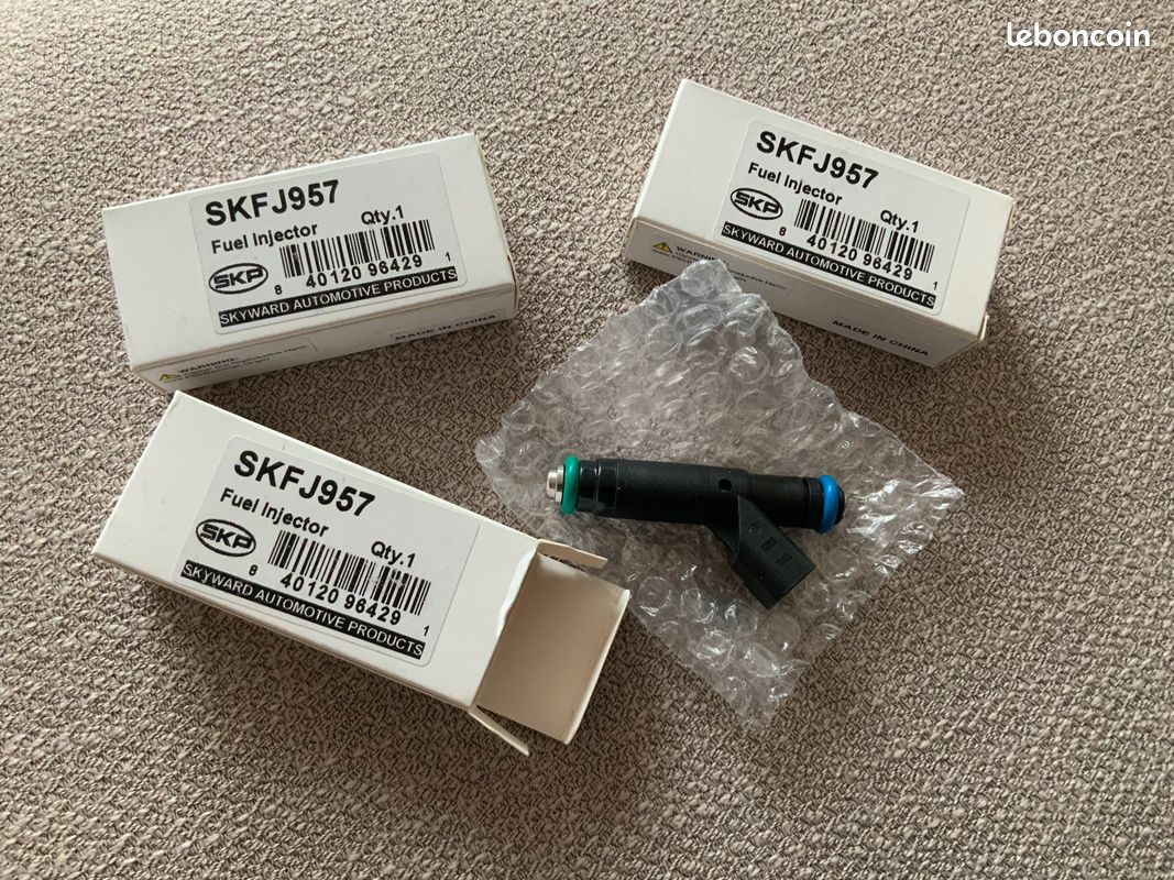 Lot Injecteurs auto Ford / Mercury (image 1)