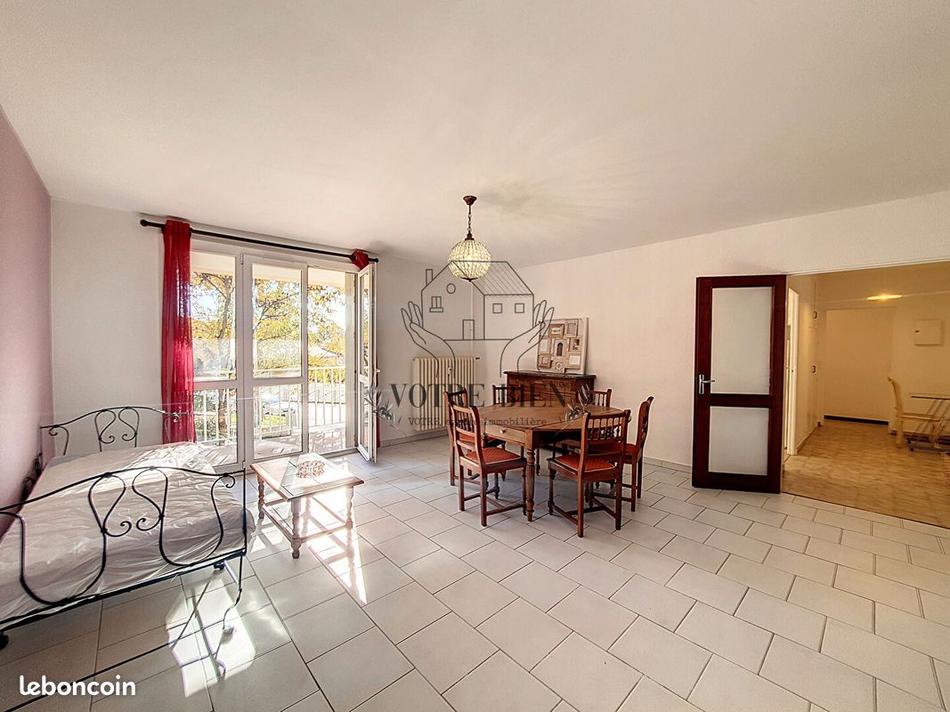 Appartement 3 pièces 74 m² · à Manosque · 74 m² · 915 €/mois