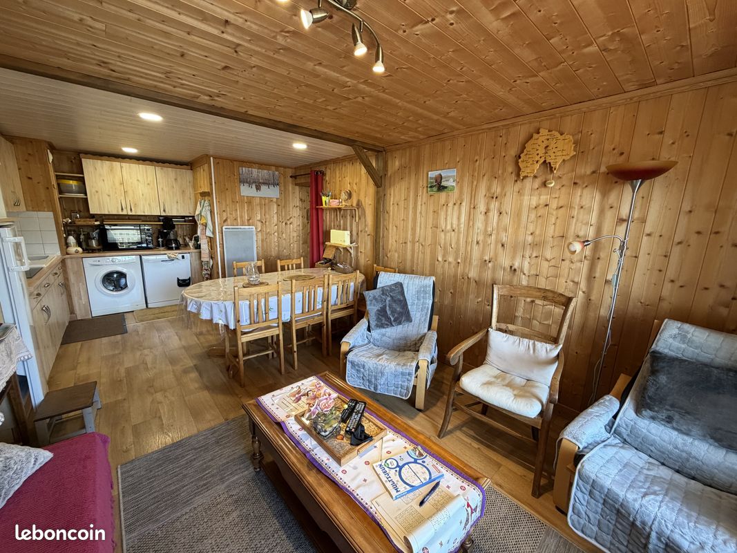 Appartement 3 pièces 80 m² · à Laveissière · 80 m² · 177 500 €