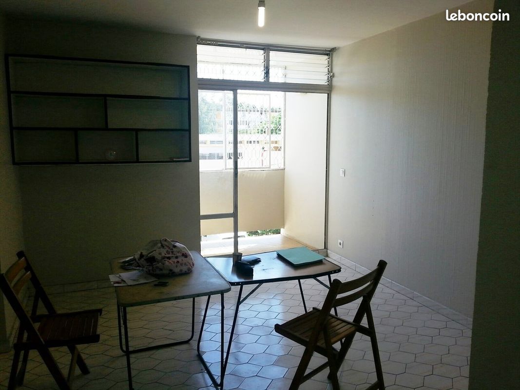 Appartement 5 pièces 70 m² · à Les Abymes · 70 m² · 900 €/mois