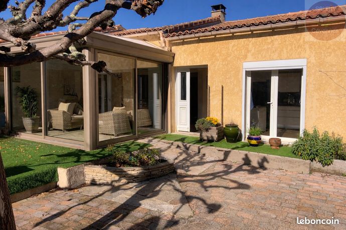 Villa 6 pièces 160 m²