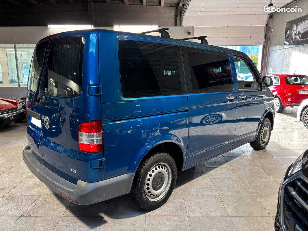 Volkswagen Transporter Combi 2.0 TDI 102ch Business Line "9 places/Suivi" (image 8)
