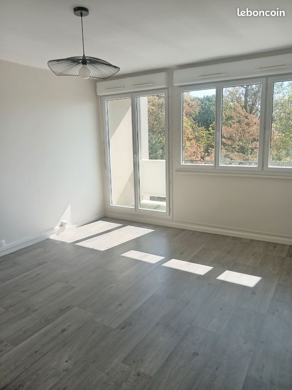 Appartement 3 pièces 60 m² · à Montceau-les-Mines · 60 m² · 579 €/mois