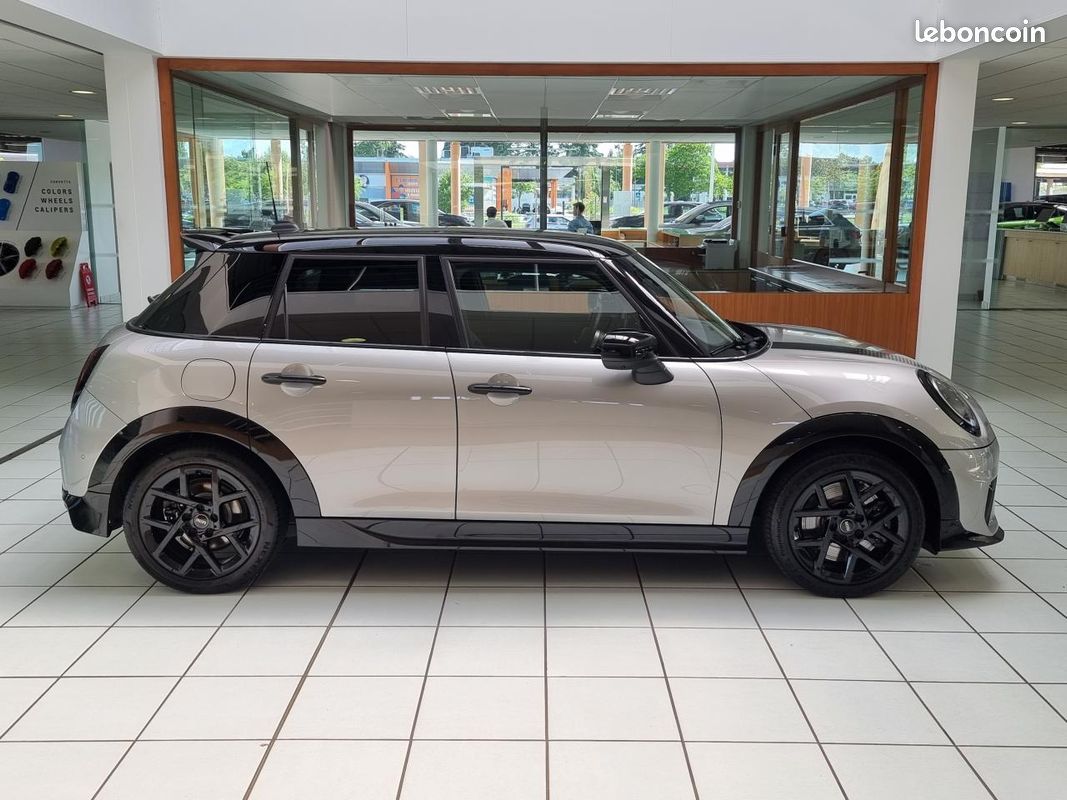 Mini mini iv (f66) 1.5 cooper c 156 finition jcw dkg7 5p (image 28)