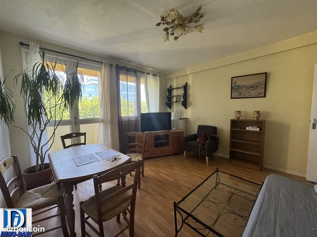 Appartement 3 pièces 64 m² · à Toulouse · 64 m² · 966 €