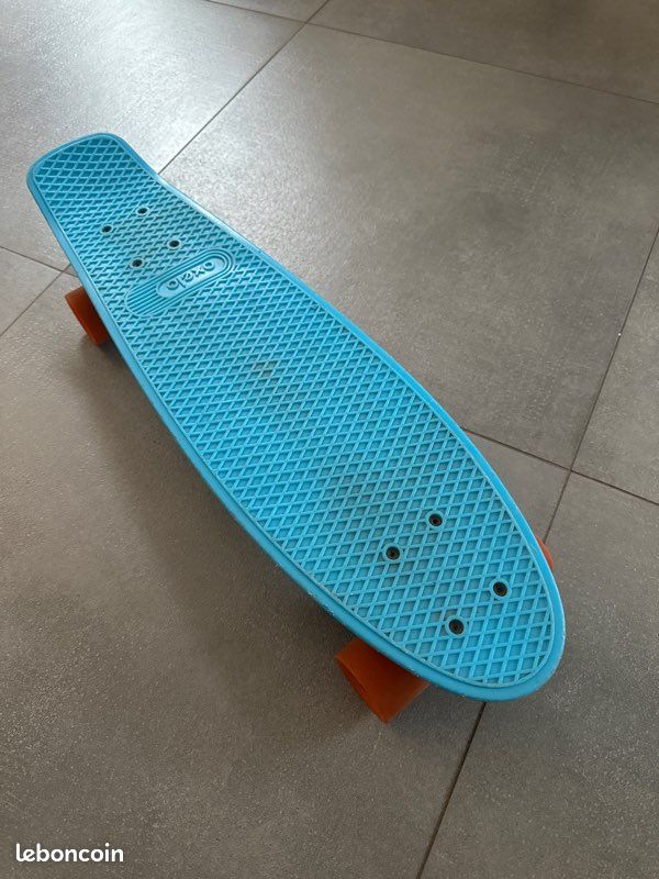 Skateboard Ancien Oxelo (Zimtstern) - 68 X 18.5 Cm - Bleu - Bon état