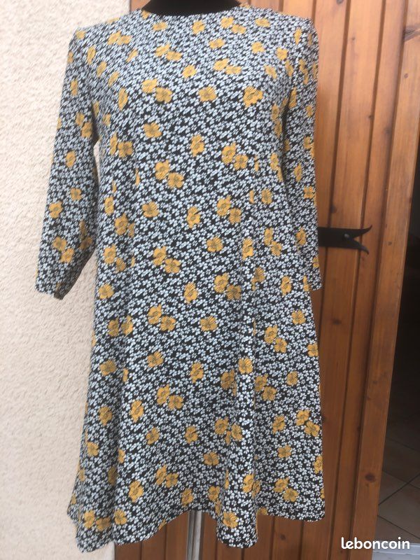 Robe fleurie Etam 36 Vêtements