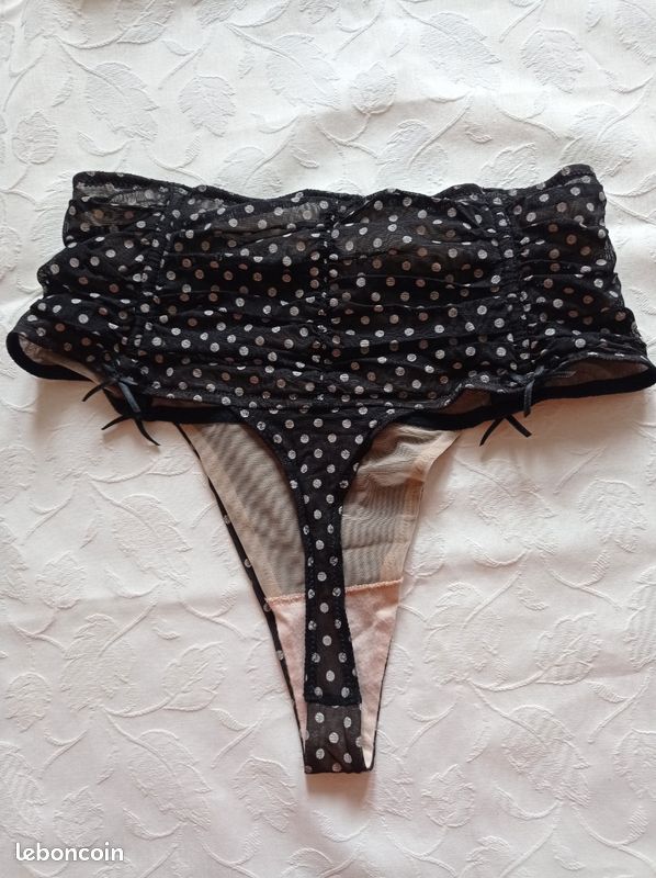 String Chantal Thomass - Taille FR 36 (34 EU) - Tulle Froncé Beige Or - Neuf Avec étiquettes