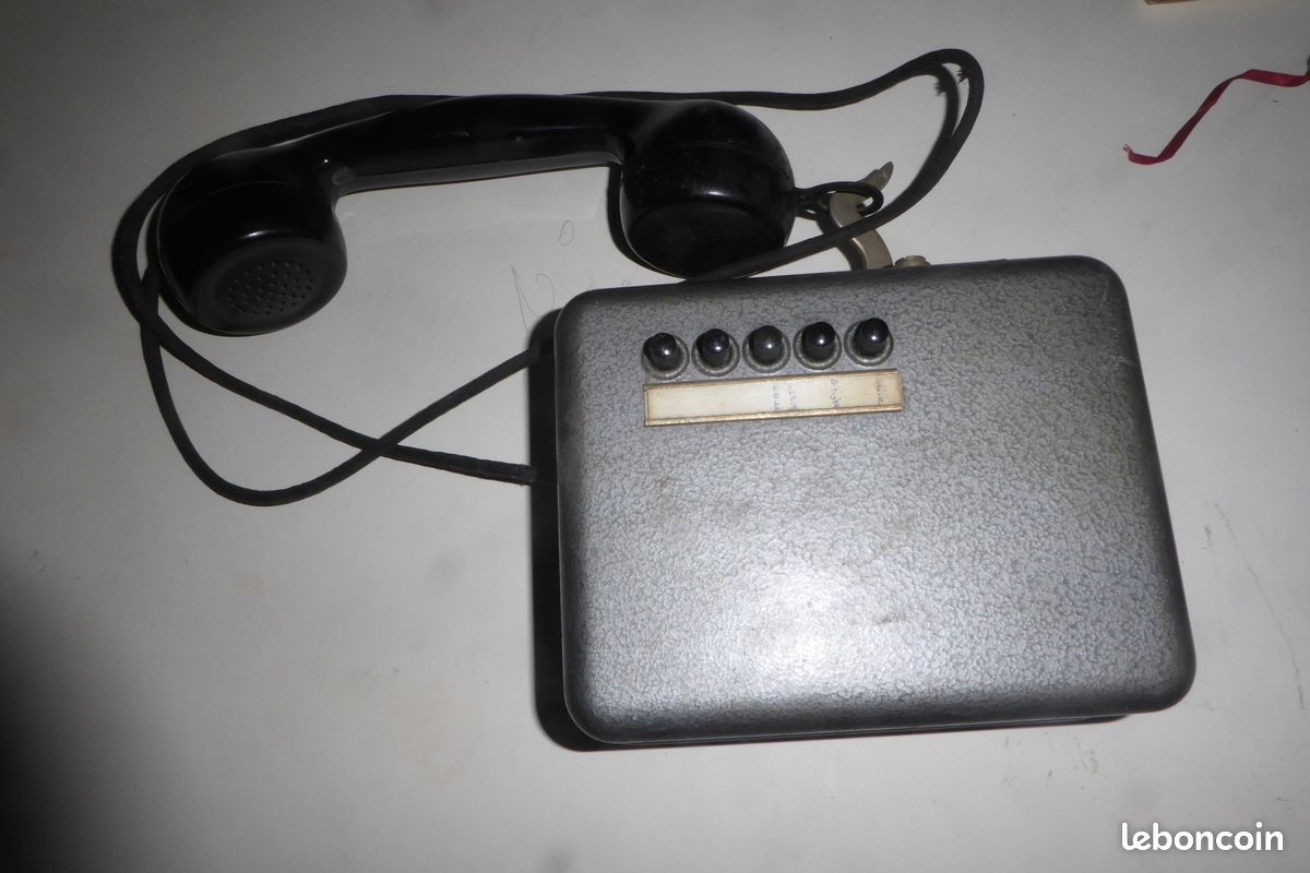 Telephone d' interieur des années 60 décoratif (image 1)