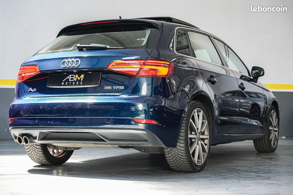 Audi A3 Sportback DESIGN LUXE - ORIGINE FRANCE - GARANTIE 12 MOIS - KIT EMBRAYAGE + VOLANT MOTEUR NEUFS (image 2)