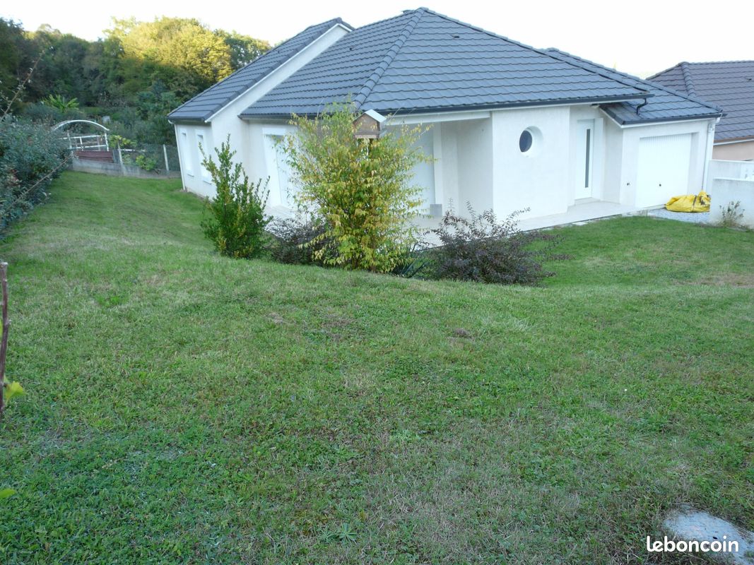 Maison 5 pièces 100 m² · à Bordes · 100 m² · 920 €/mois