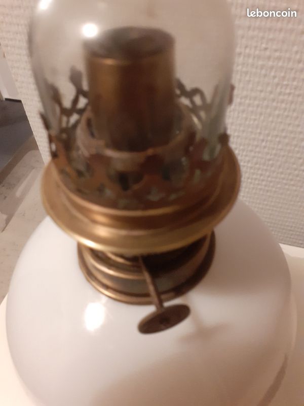 Lampe à petrole ancienne (image 9)