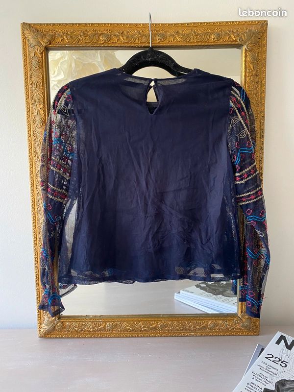Tee shirt à manches longues voilage bleu marine ethnique (image 6)
