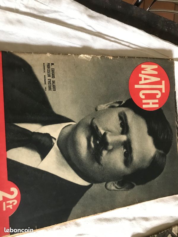 3 MAGAZINES SUR Alain Delon ( Paris Match/France Dimanche/Le Parisien