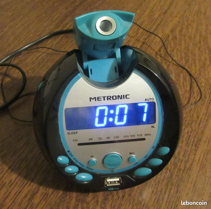 Radio réveil METRONIC (image 1)