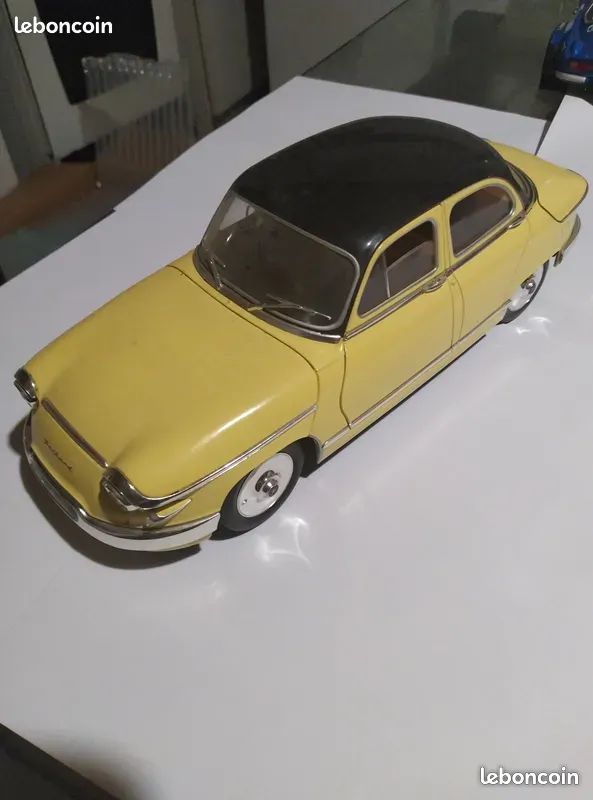 COFFRET KIT SOLIDO PANHARD PL17 1/18