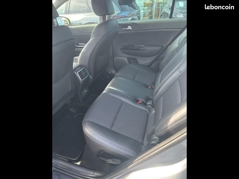 Kia Sportage 1.6 CRDi 136ch MHEV Black Edition 4x2 (image 12)