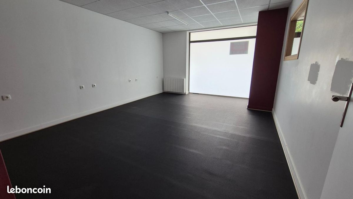 Appartement 1 pièce 20 m² · à Saint-Aubin-lès-Elbeuf · 20 m² · 550 €/mois