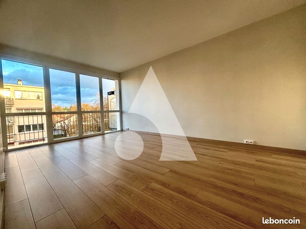 Appartement 2 pièces 44 m² · à Mennecy · 44 m² · 150 000 €