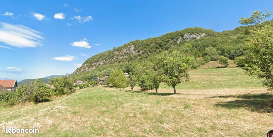 Terrain 670 m² · à Chanaz · 139 000 €