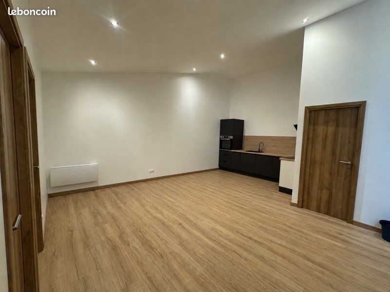 Maison 3 pièces 80 m² · à La Rochelle · 80 m² · 900 €
