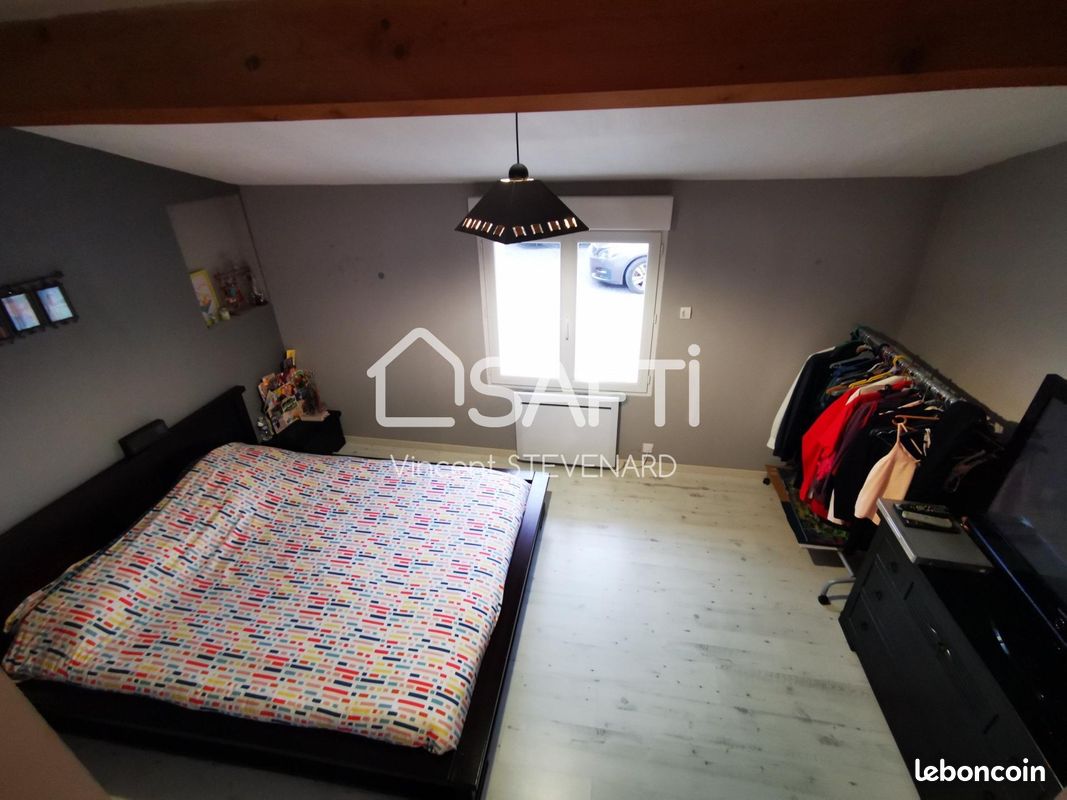 Longère 5 pièces 136 m² - La Chapelle 16140 (image principale 5)