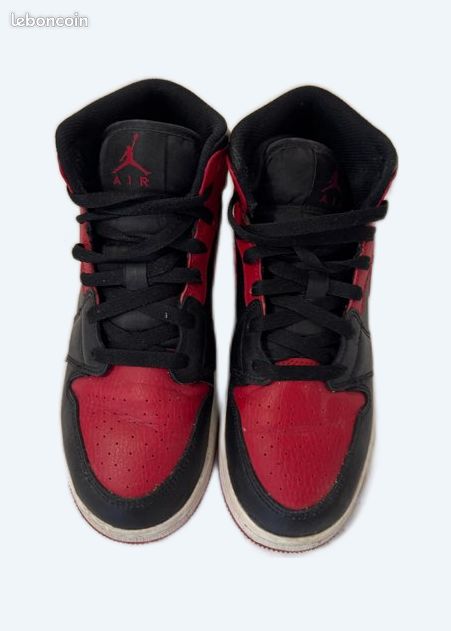 Jordan 1 mid banned (image 1)