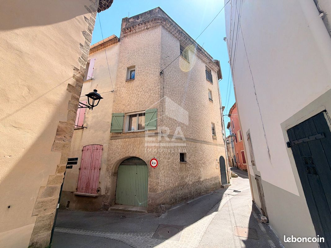 Maison 3 pièces 65 m² · à Pertuis · 65 m² · 870 €