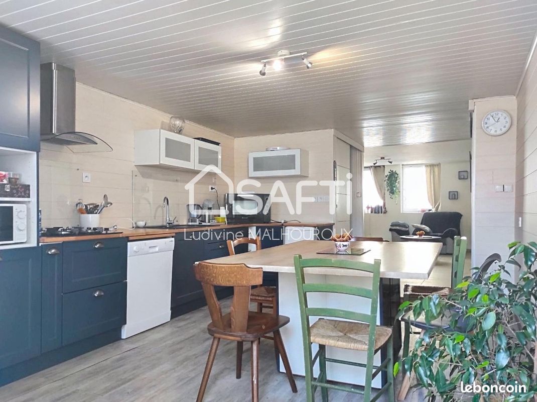 Maison de village 5 pièces 123 m² - Coteaux-du-Blanzacais 16250 Blanzac-Porcheresse (image principale 1)