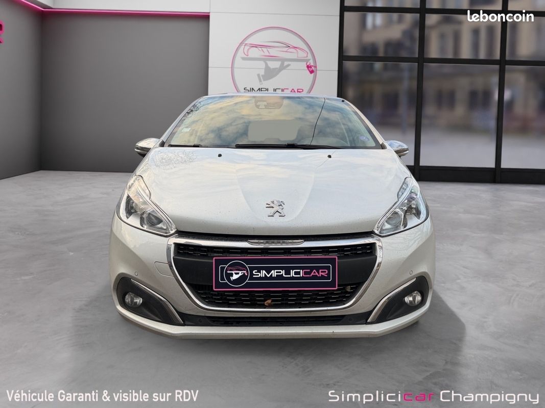 PEUGEOT 208 PureTech 110ch Tech Edition - Distribution Neuve - Entretien à jour - Caméra de recul (image 4)