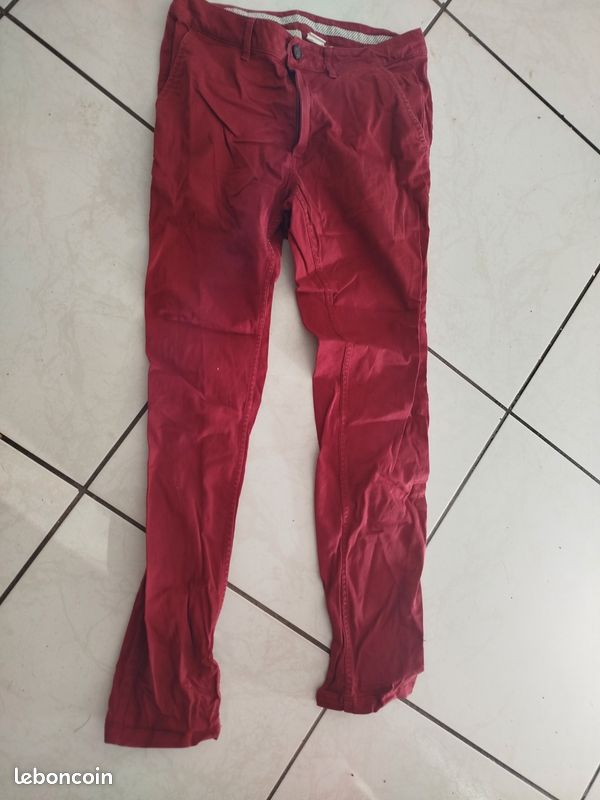 Pantalon bordeaux (image 1)