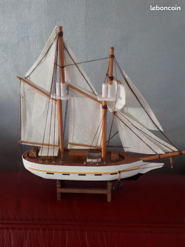 Maquette Bateau belle poule (image 2)