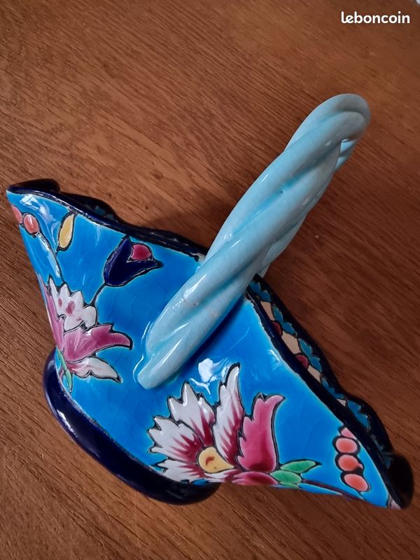 Ancien panier en céramique en EMAUX DE LONGWY Numéroté peint main.Aucune rayure mais l’anse est recollée. Voir photos.L15cm,l 10cm et profondeur avec anses 13 cm (image 8)