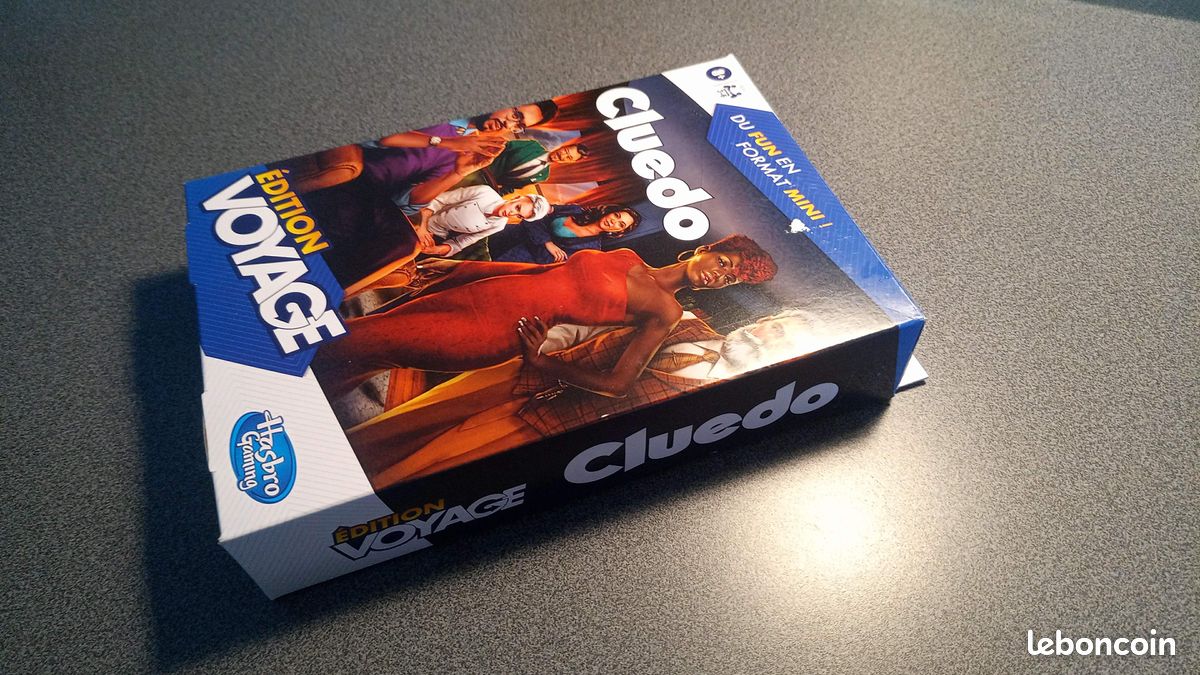 Hasbro Cluedo - Jeu de société Cluedo - Jeu de Voyage - Version française (image 1)