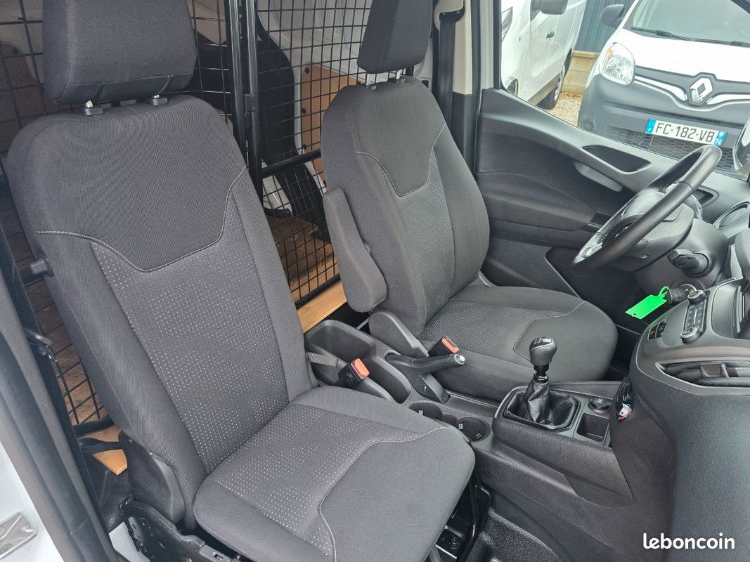 ✅ford transit courrier 1.5 tdci 75 ch trend⏩️ double porte laterale ⏩️boite 6 vitesses (image 7)