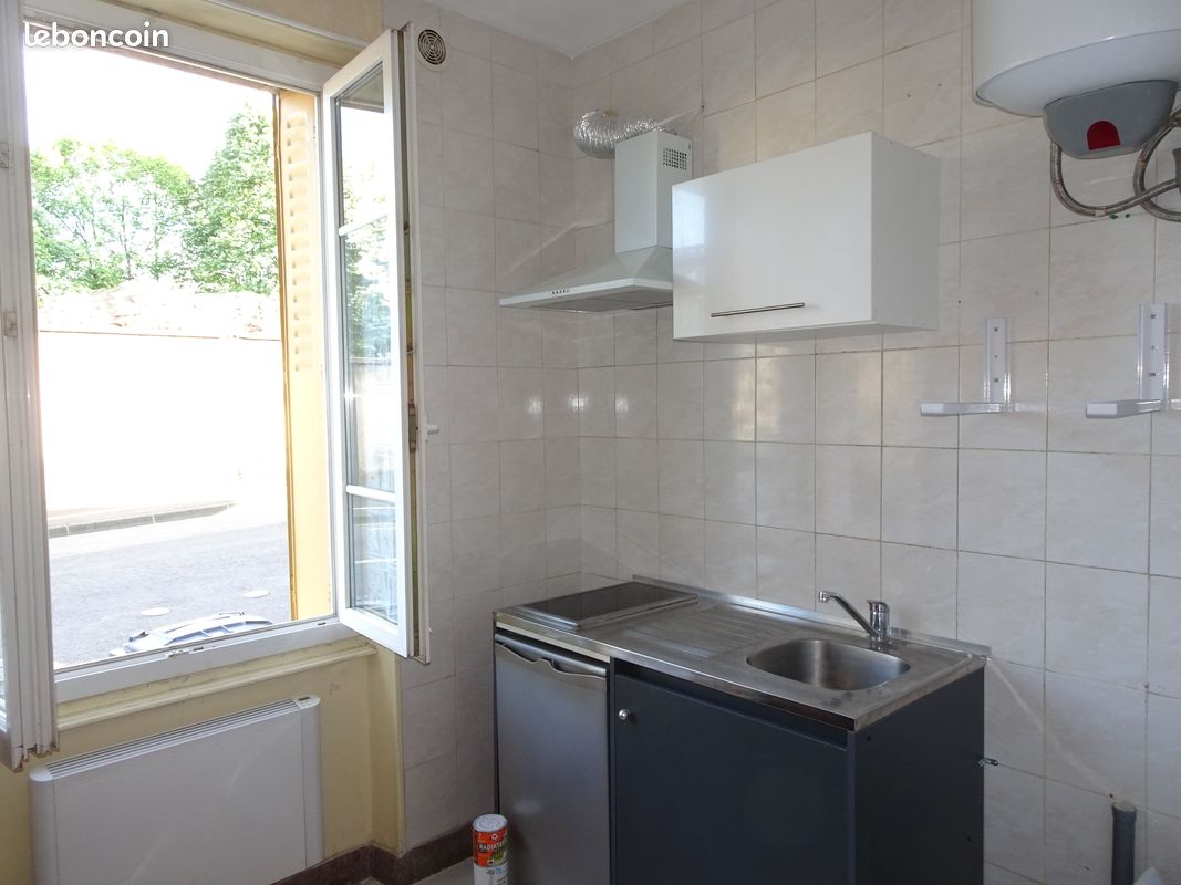 Appartement 2 pièces 28 m² · à Clermont-Ferrand · 28 m² · 360 €/mois
