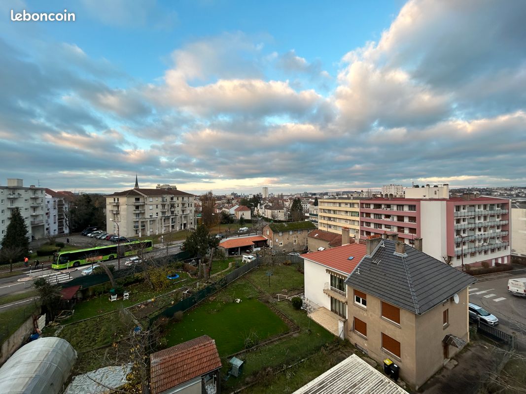 Appartement 1 pièce 28 m² · à Metz · 28 m² · 670 €