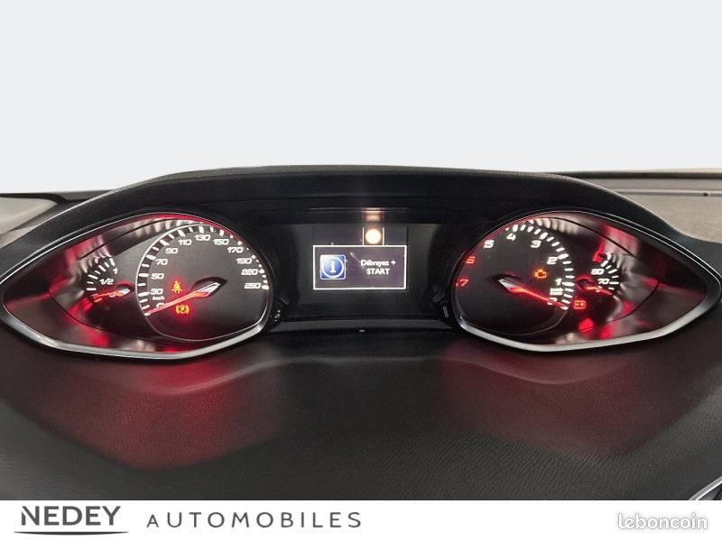 Peugeot 308 1.2 PureTech 130ch S&S Allure (image 10)
